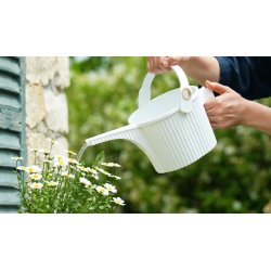 GARDEN BEETLE WATERING CAN...